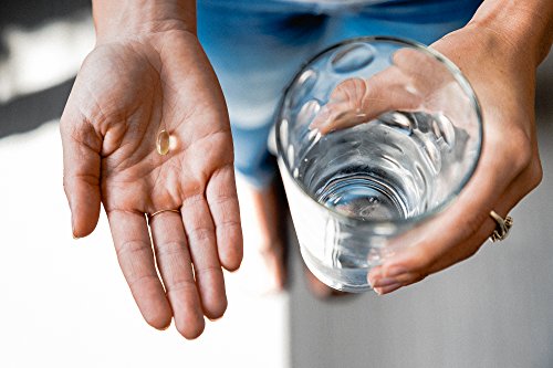 Vitamin D3 (2000iu/50mcg) Enhanced with Coconut Oil for Better Absorption ~ Non-GMO & Gluten Free (360 Mini Liquid Softgels)