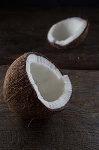 Testosterone boosting foods for men, sliced coconut